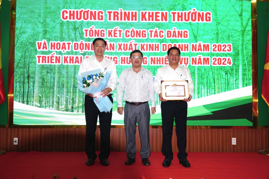 Cao su Chư Sê – Kampong Thom thực hiện thắng lợi nhiệm vụ chính trị, sản xuất kinh doanh năm 2023